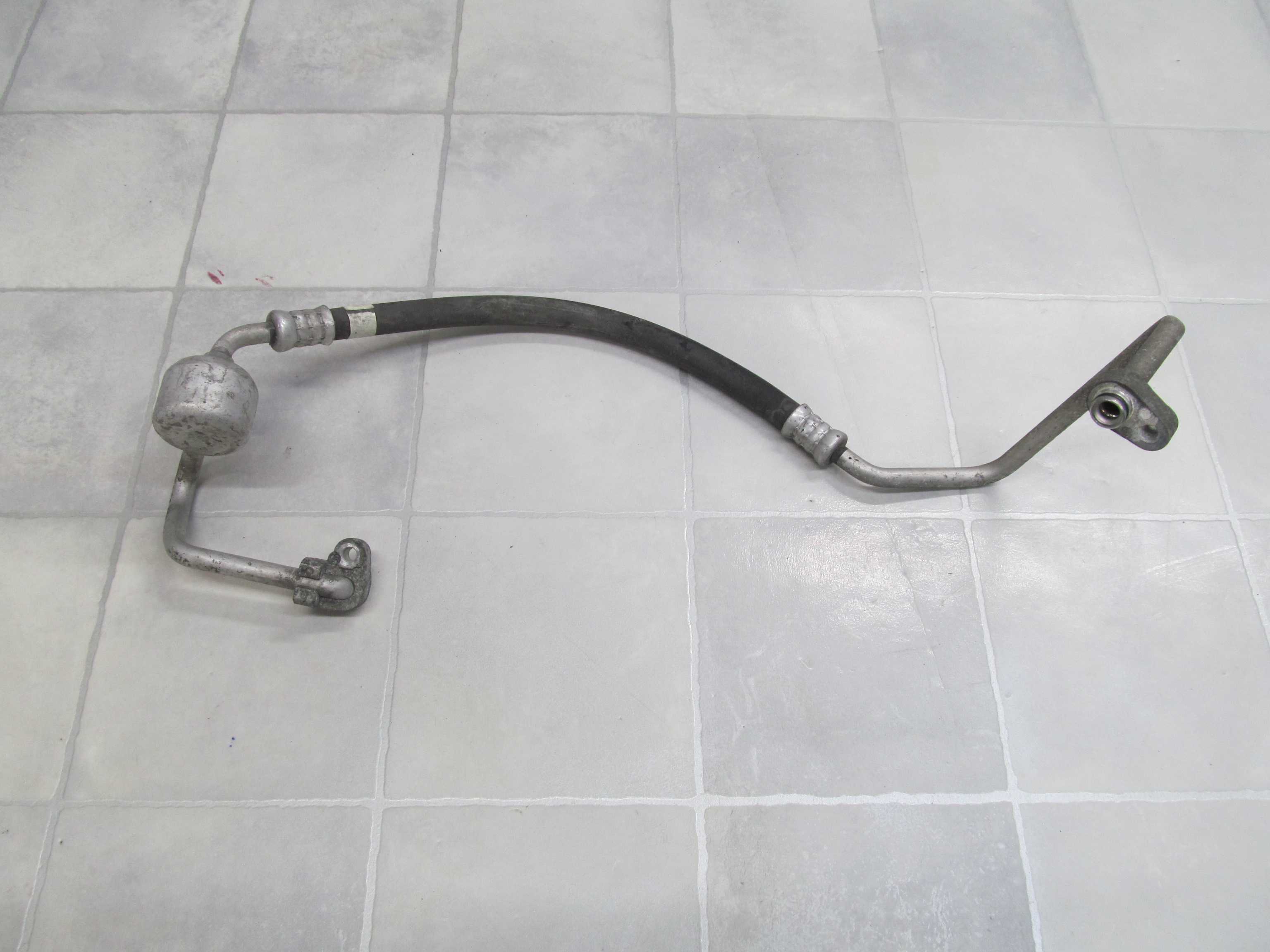 TOYOTA RAV 4 III WAZ PRZEWOD KLIMATYZACJI 05/08