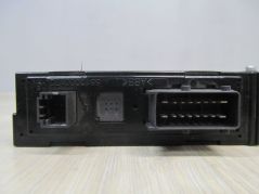 PEUGEOT 307 SILNICZEK SZYBY PP 9637130680