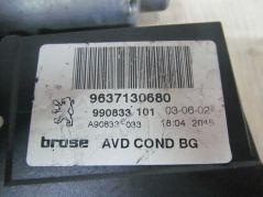PEUGEOT 307 SILNICZEK SZYBY PP 9637130680