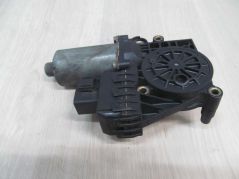 AUDI A6 C5 SILNICZEK SZYBY PT 0130821785
