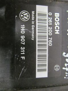 VW GOLF KOMPUTER 0261200760 1H0907311F