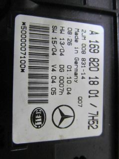 MERCEDES W169 04-12 LAMPKA OSWIETLENNIE KABINY A1698201801