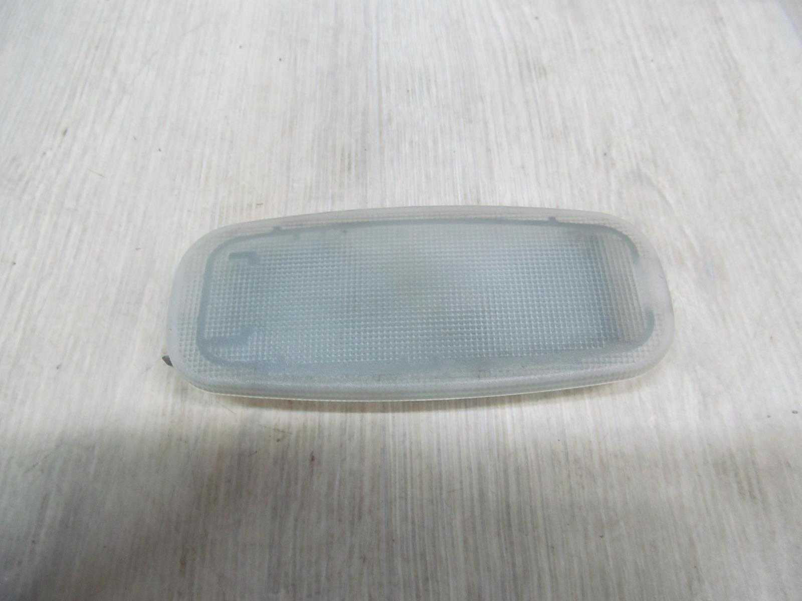 MERCEDES W202  93-01 LAMPKA OSWIETLENIE KABINY
