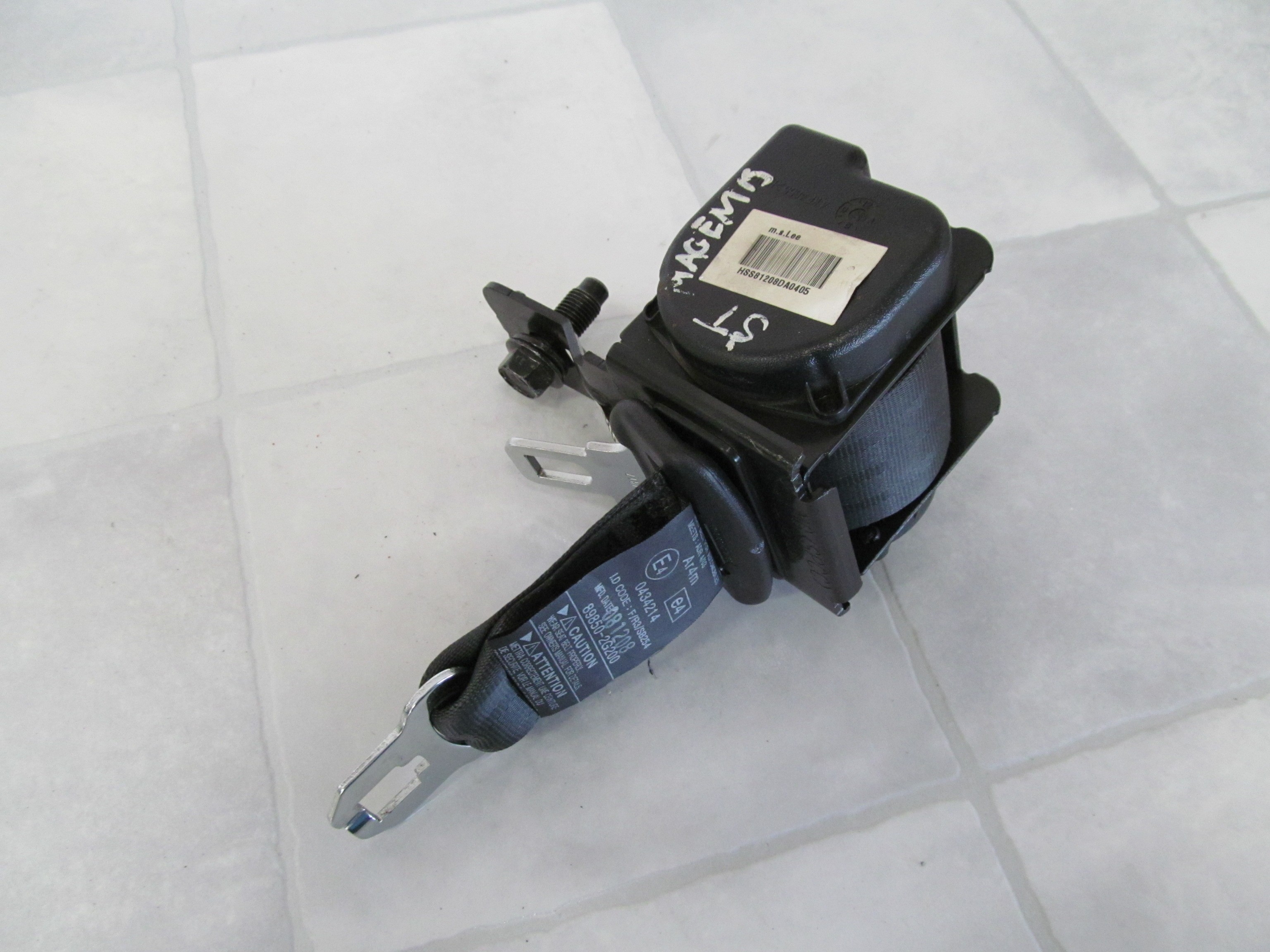 KIA MAGENTIS II PAS BEZPIECZENSTWA TYL SRODEK 89850-2G200