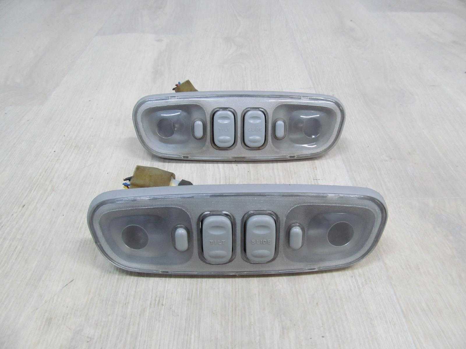 MAZDA 323F BJ 98-03 LAMPKA OSWIETLENIE KABINY 1158-230