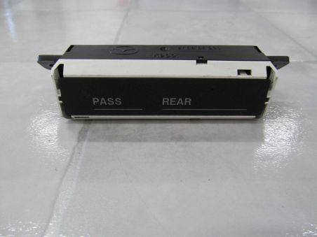 MAZDA 3 I 03-09  WYSWIETLACZ ZAPIECIA PASOW