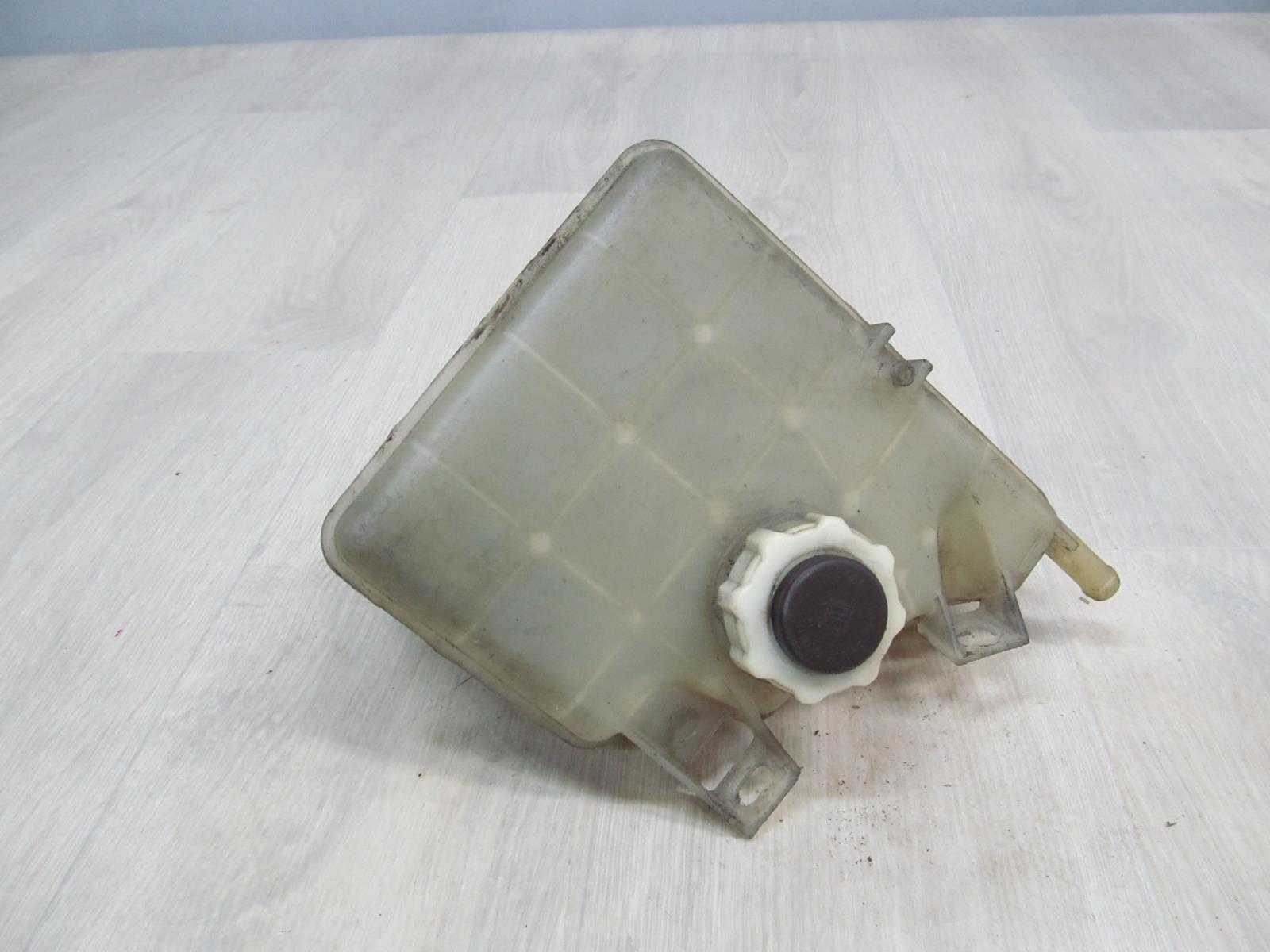 RENAULT LAGUNA I 93-01 ZBIORNICZEK WYROWNAWCZY 7700823704
