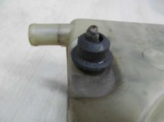 RENAULT LAGUNA I 93-01 ZBIORNICZEK WYROWNAWCZY 7700823704