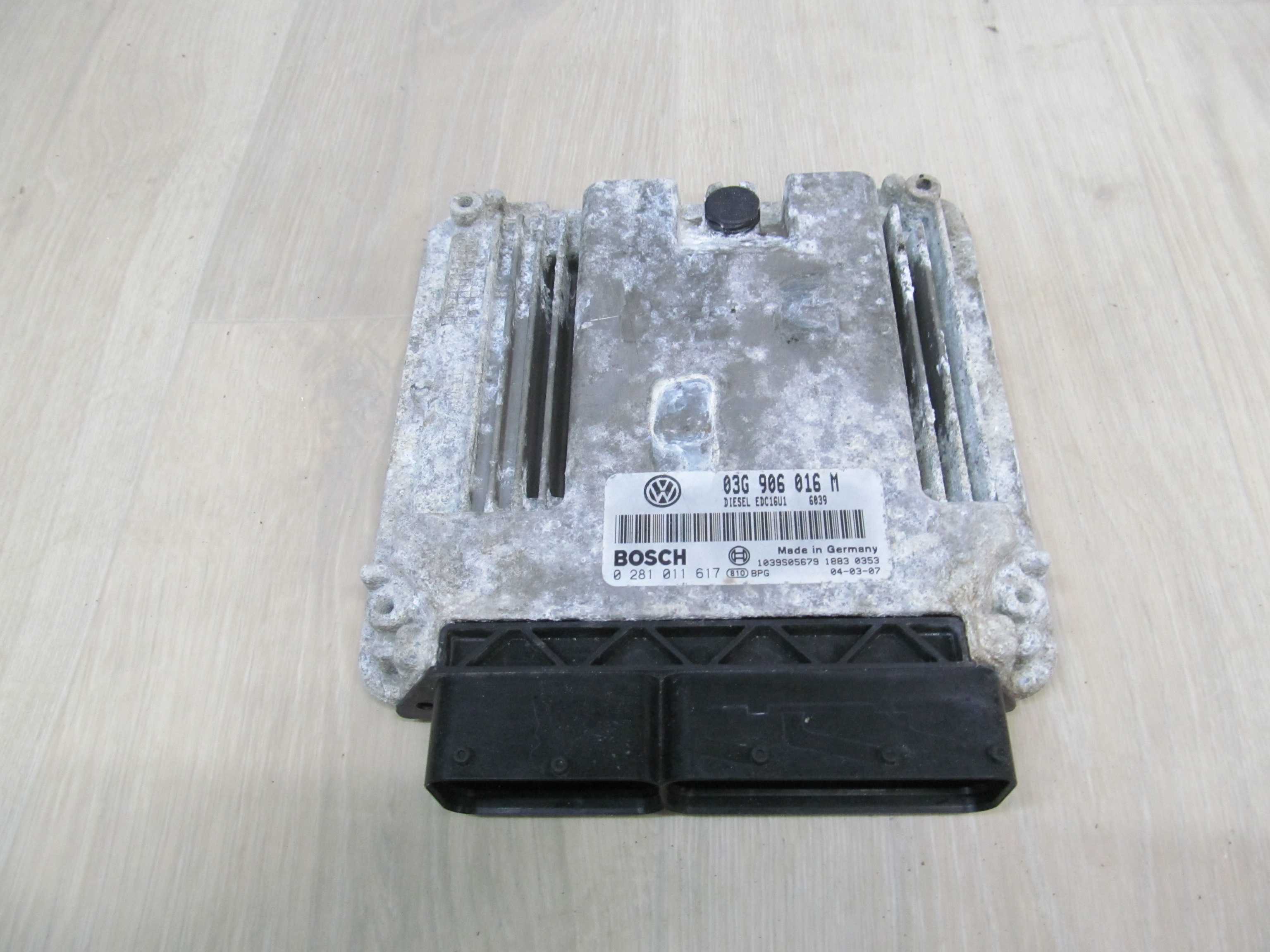 VW GOLF V 2.0 SDI KOMPUTER STEROWNIK 0281011617 03G906016M