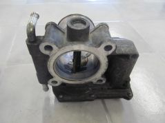 MAZDA 6  2.0D 05-08 PRZEPUSTNICA RF7J 136B0