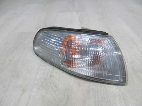 MAZDA 626 IV GE 91-97 KIERUNKOWSKAZ PRAWY