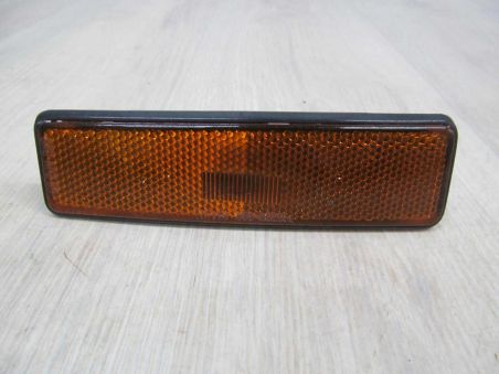 SUZUKI VITARA I 88-98 KIERUNKOWSKAZ PRAWY W BLOTNIK 230-32225