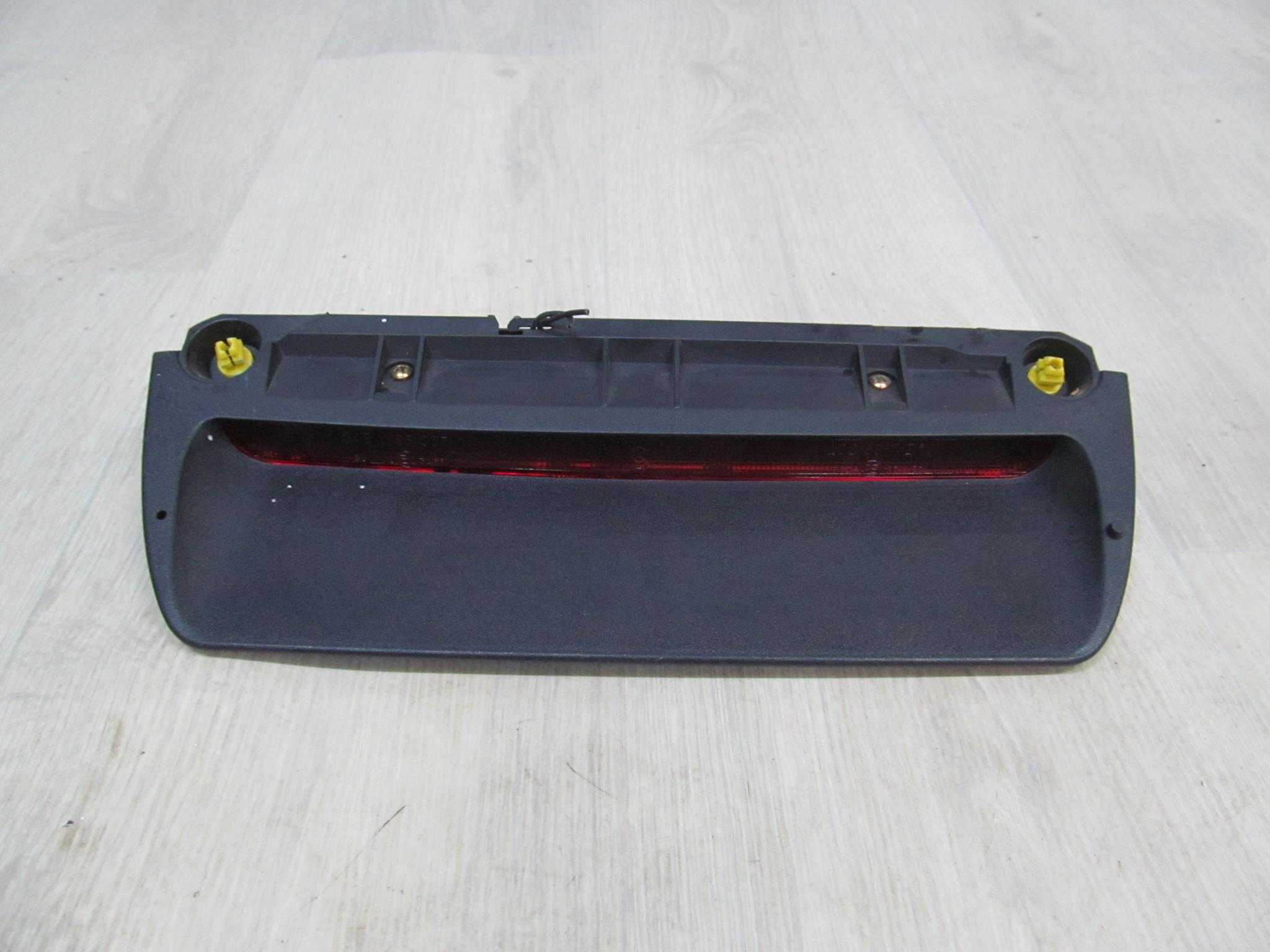 RENAULT SCENIC 97-03 ŚWIATLO STOP STOPU