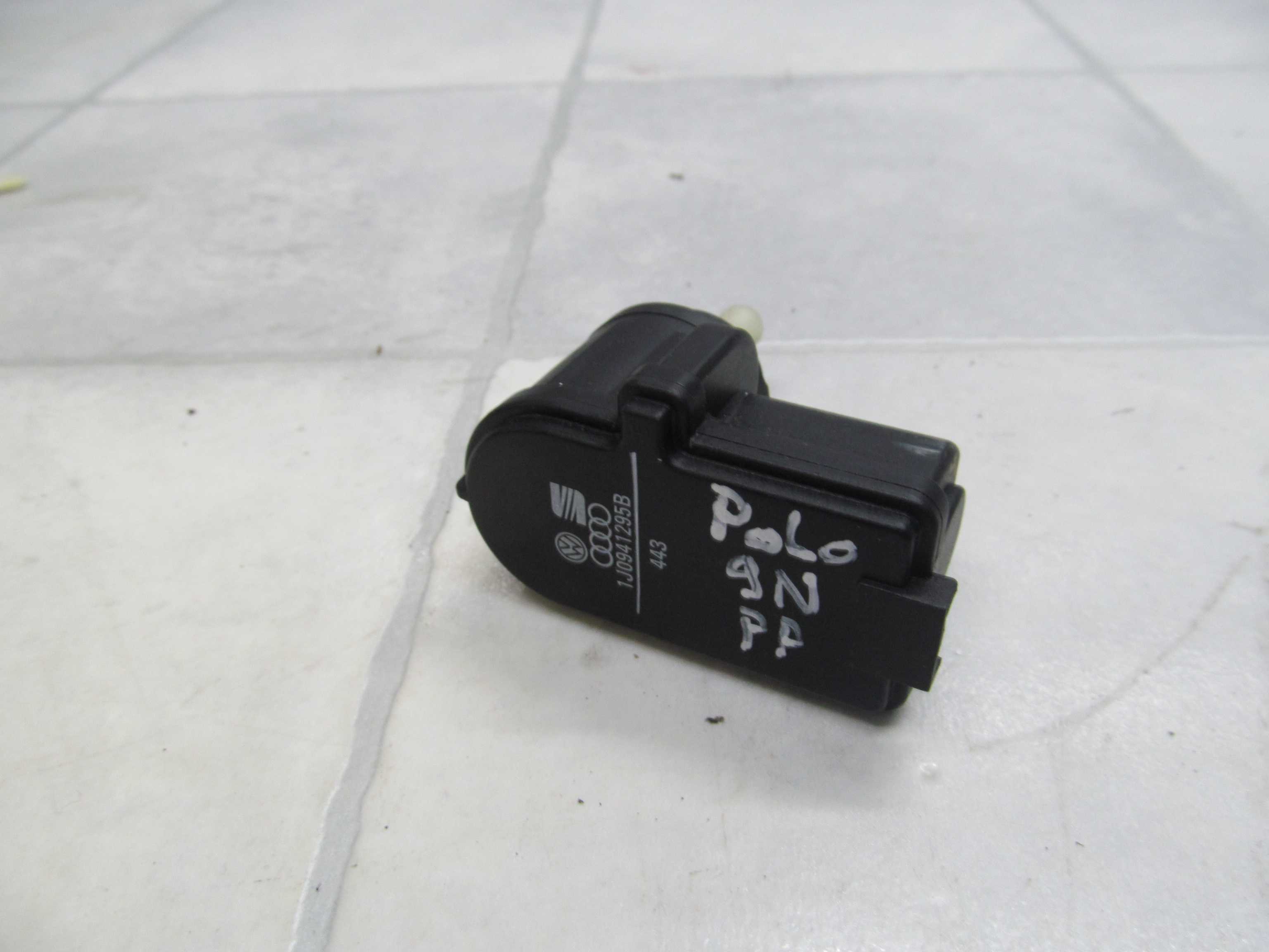 VW AUDI SEAT SILNICZEK REGULACJI LAMPY PP 1J0941295B