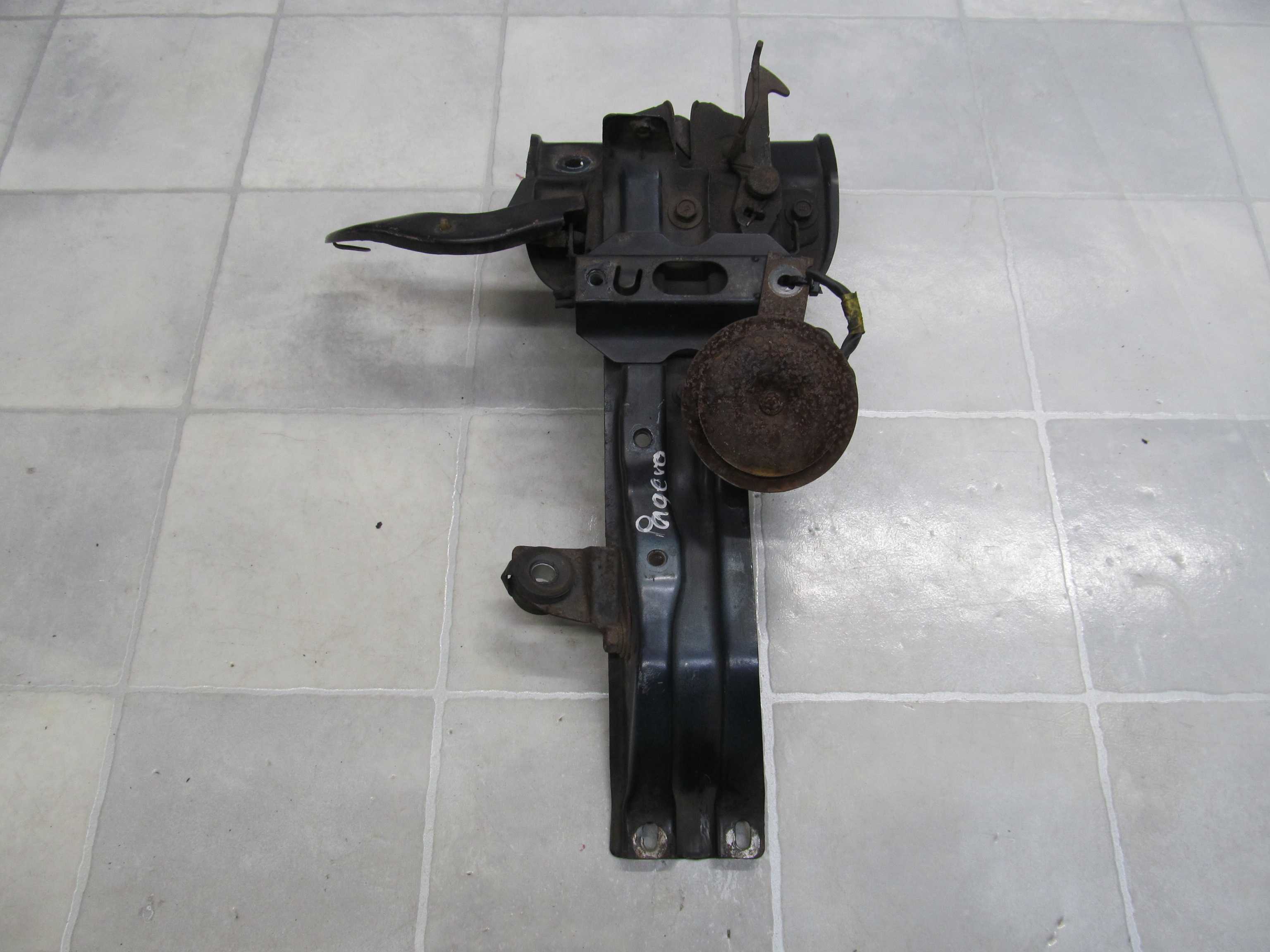 MITSUBISHI PAJERO III WZMOCNIENIE PAS PRZEDNI 99-07