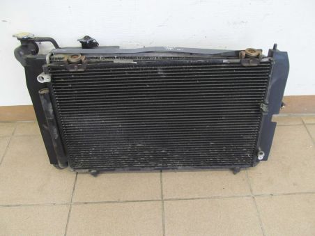 TOYOTA COROLLA VERSO CHLODNICE KLIMA KPL 02/07
