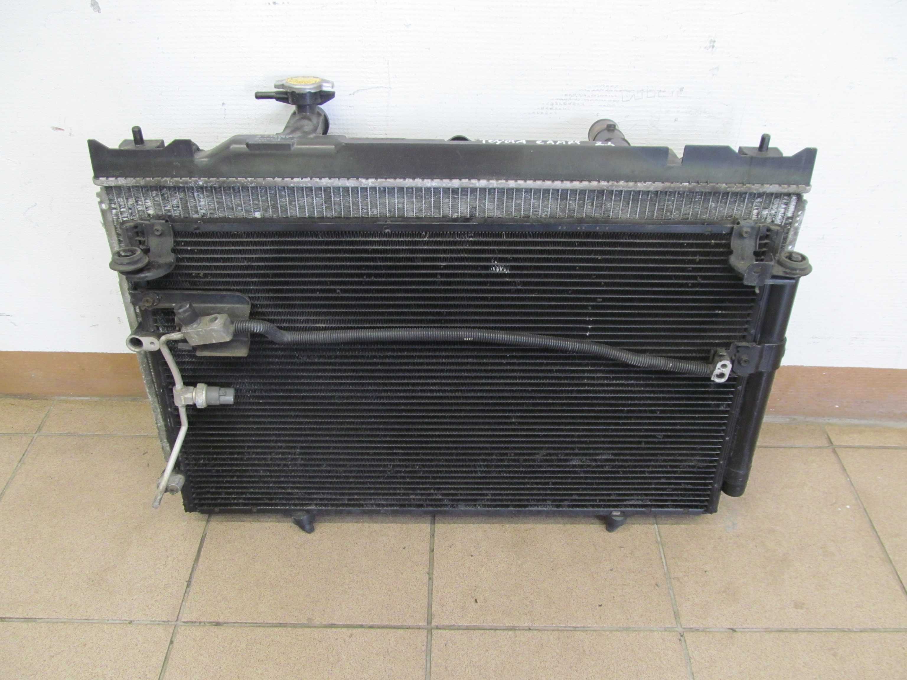 TOYOTA CAMRY V 2.4B CHLODNICE WENTYLATORY KPL 01/06 TOYOTA CAMRY V 2.4B CHLODNICE WENTYLATORY KPL 01/06