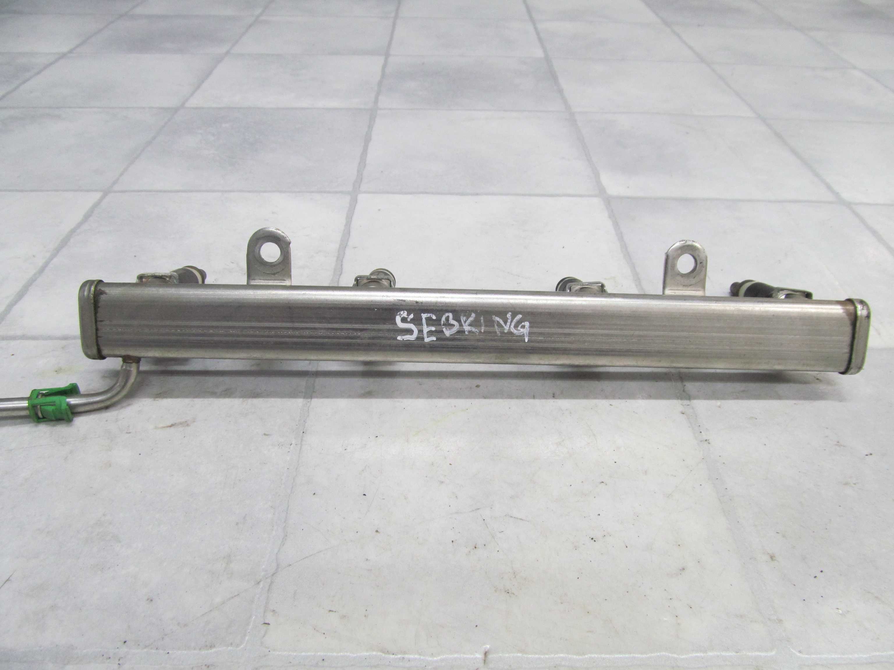 CHRYSLER 2.0 2.4  WTRYSK WTRYSKIWACZ 04891577AB