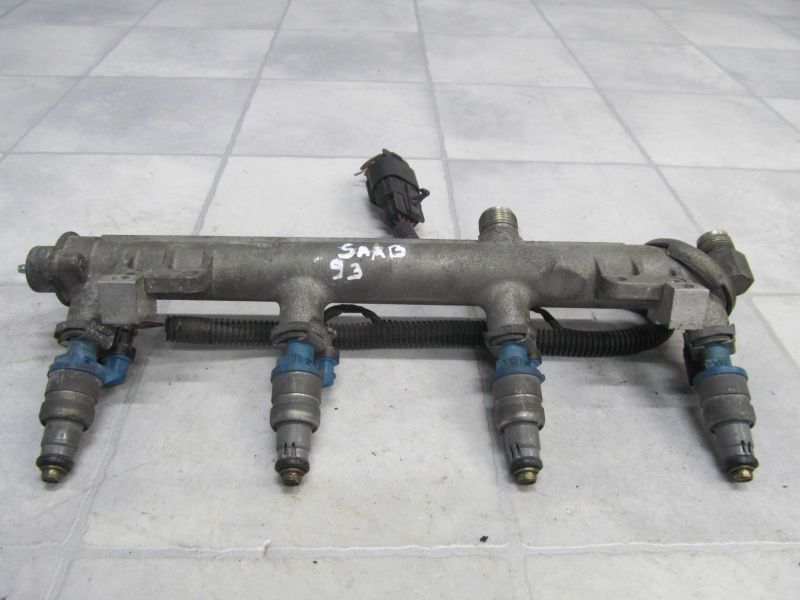 SAAB 93 9-3 2.0T WTRYSK WTRYSKIWACZ 12790825