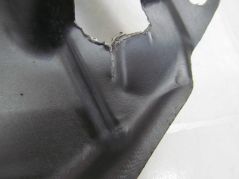 TOYOTA AVENSIS VERSO VVTI OSLONA SILNIKA DOLNA 51442-44040