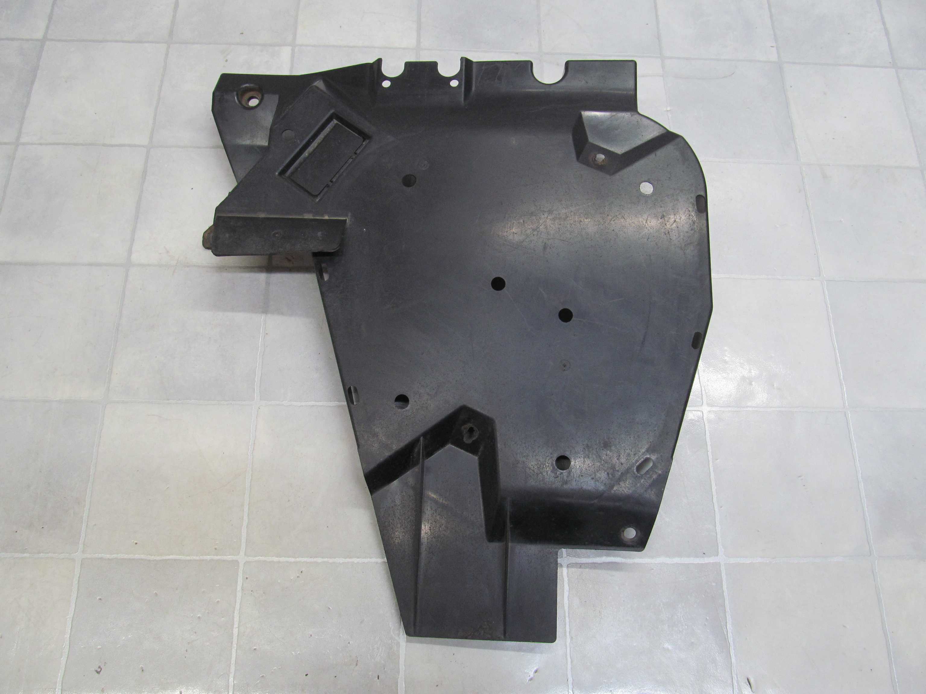 SUBARU LEGACY OUTBACK OSLONA ZBIORNIKA 03-09 42045AG010