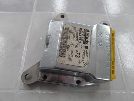 RENAULT  MODUL SENSOR AIRBAG 8200234705