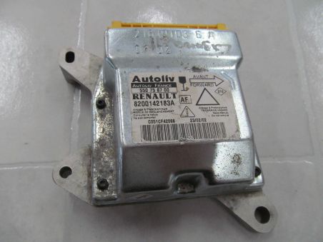 RENAULT  MODUL SENSOR AIRBAG 8200142183A