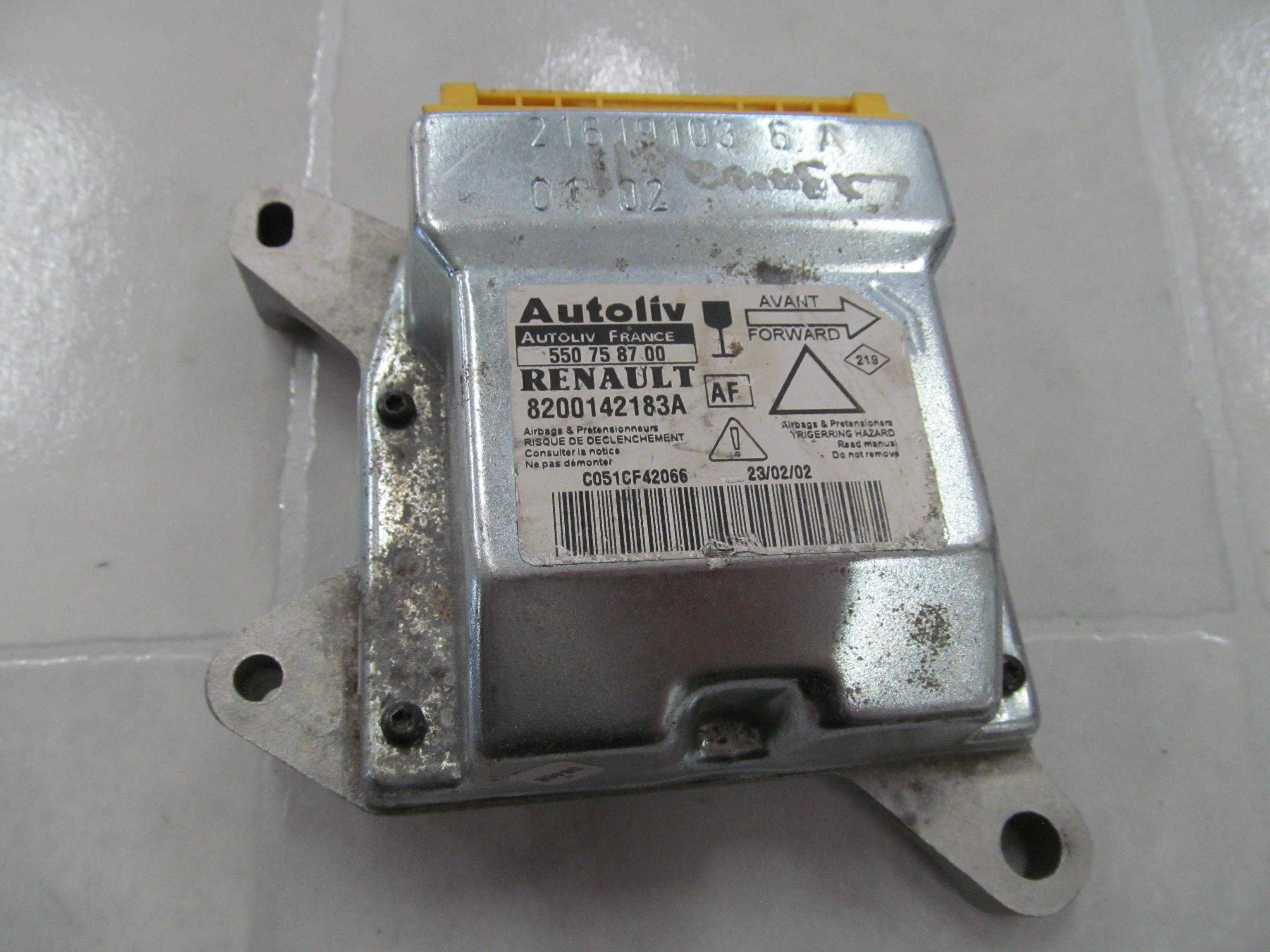 RENAULT MODUL SENSOR AIRBAG 8200142183A RENAULT MODUL SENSOR AIRBAG 8200142183A