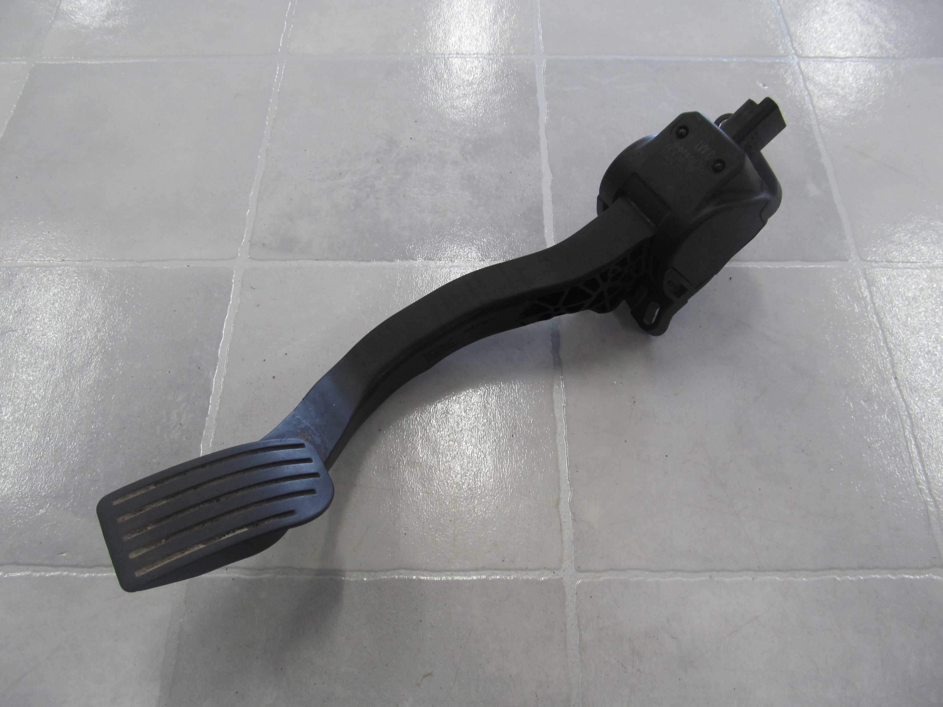 CITROEN C4 PICASSO POTENCJOMETR GAZU 0280755043