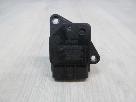 TOYOTA AVENSIS T25 PRZEPLYWOMIERZ 22204-0N010