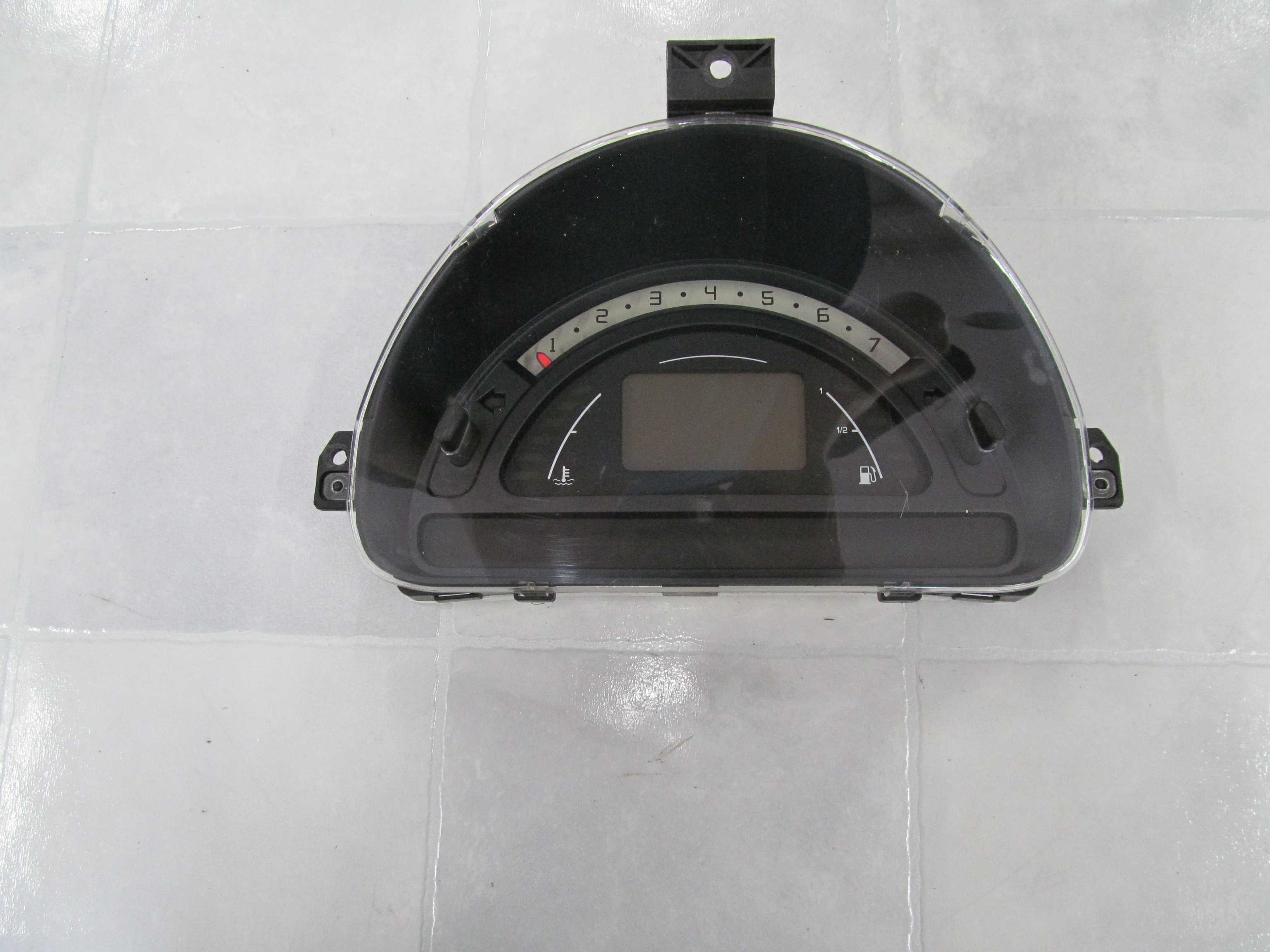 CITROEN C2 02-09 LICZNIK ZEGAR P9652008280G CITROEN C2 02-09 LICZNIK ZEGAR P9652008280G