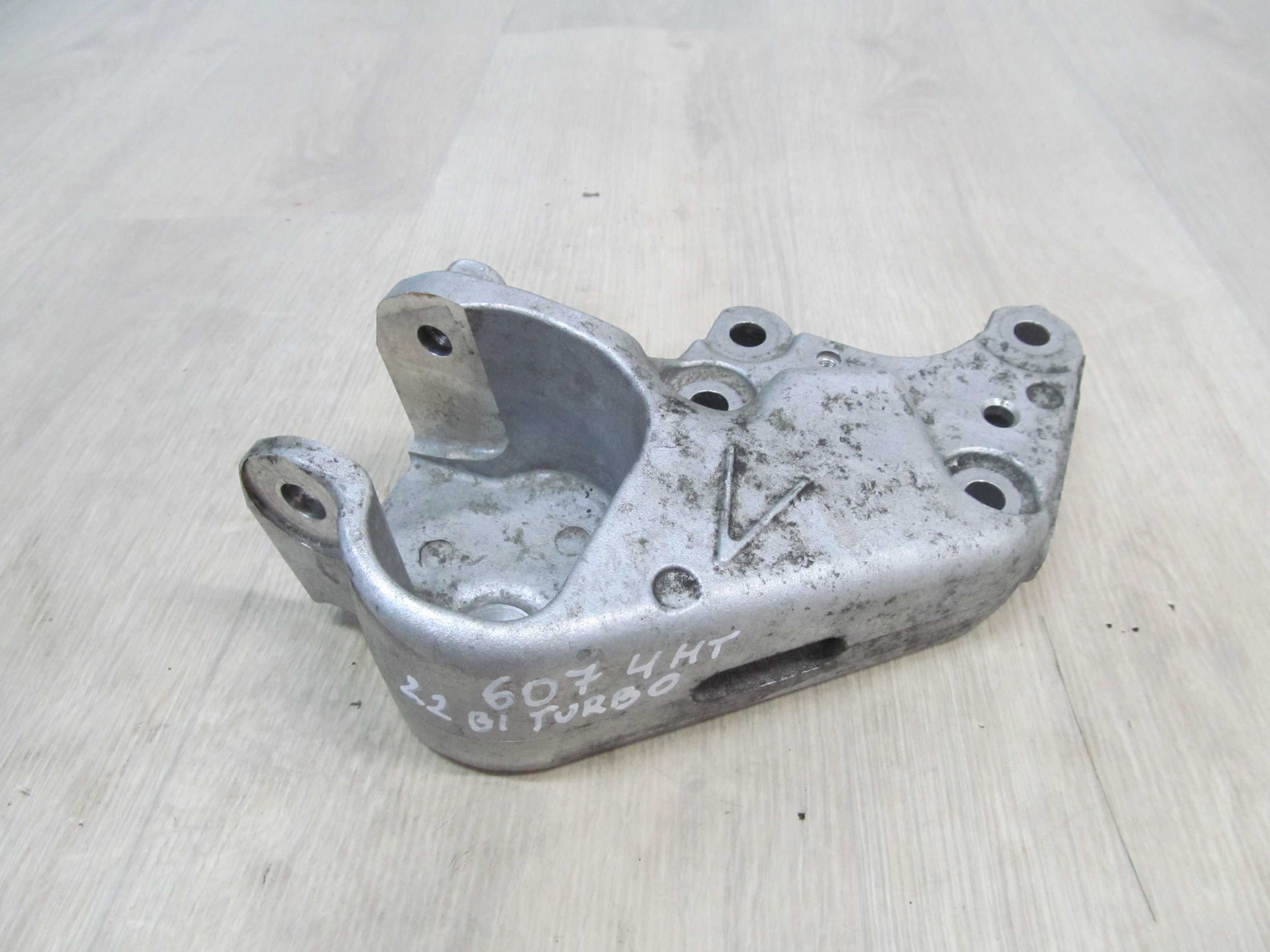 PEUGEOT 607 2.2HDI 4HT LAPA PODUSZKA SILNIKA 9656263880