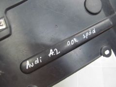 AUDI A2 OSLONA PLYTA PODWOZIA PODLOGI 8Z0804840B