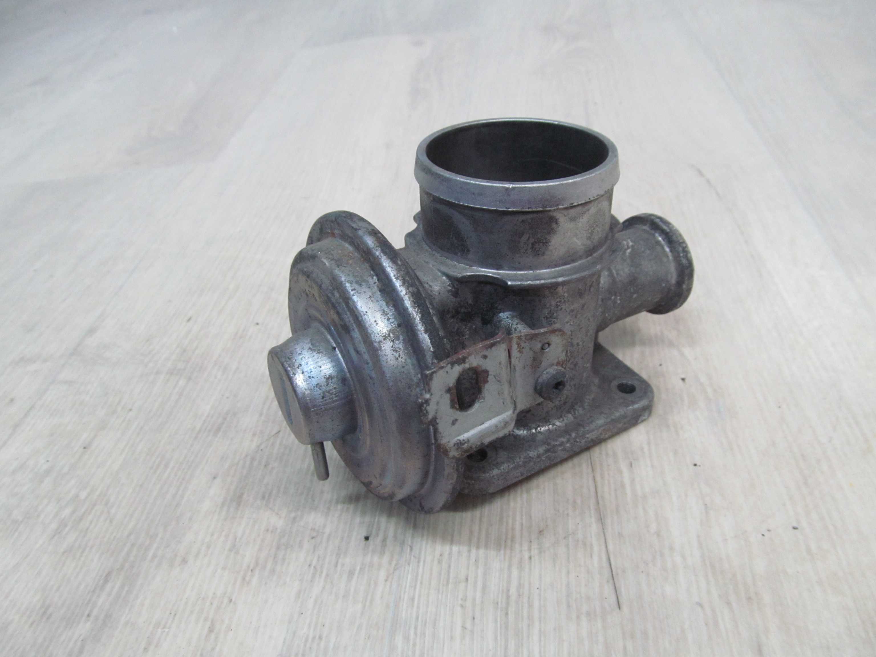 BMW E46 98- 2.0D ZAWOR EGR 778545201 72826400