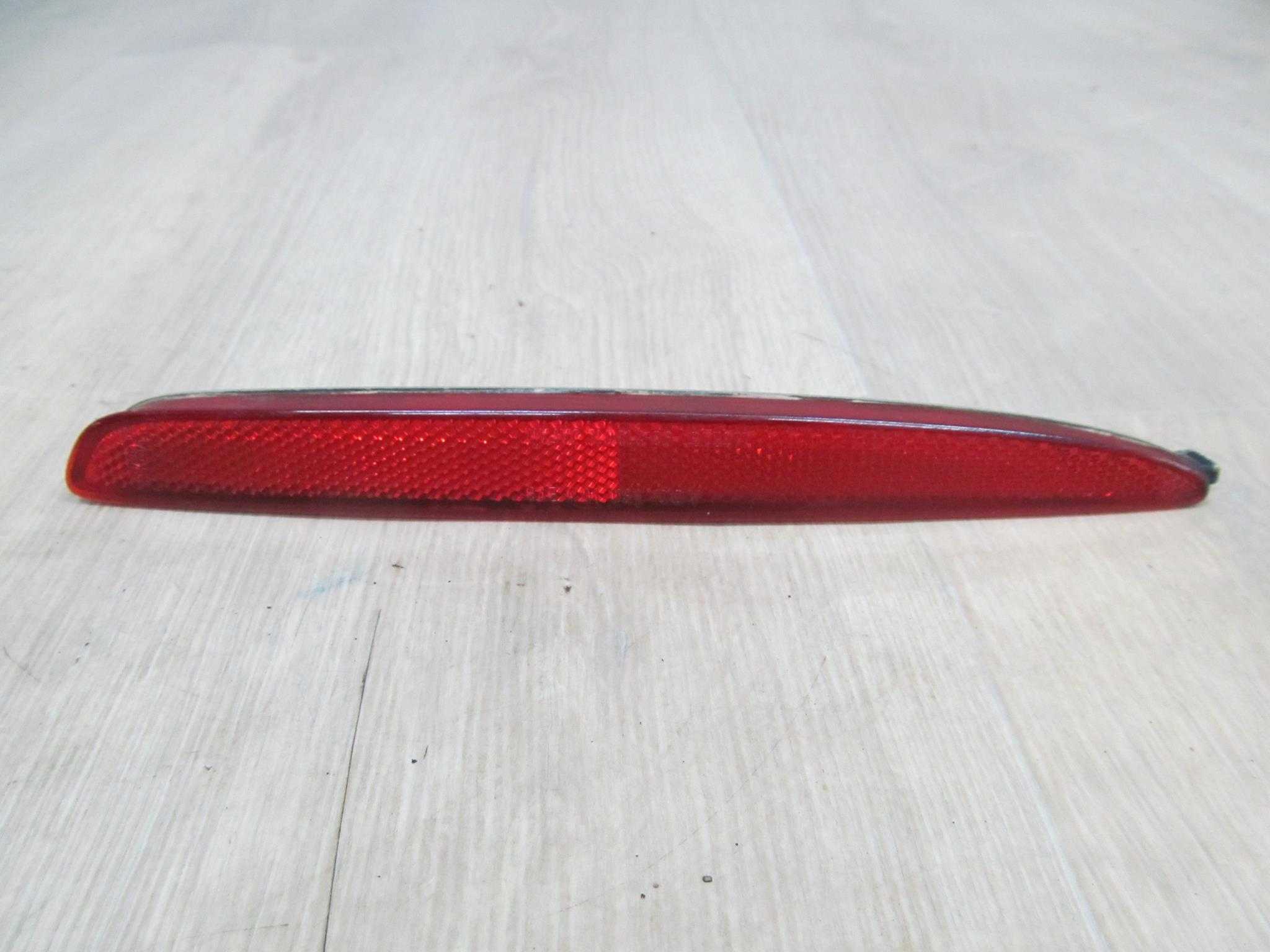 MAZDA 6  LIFT 05-07 ODBLASK PRAWY TYL 250-61971