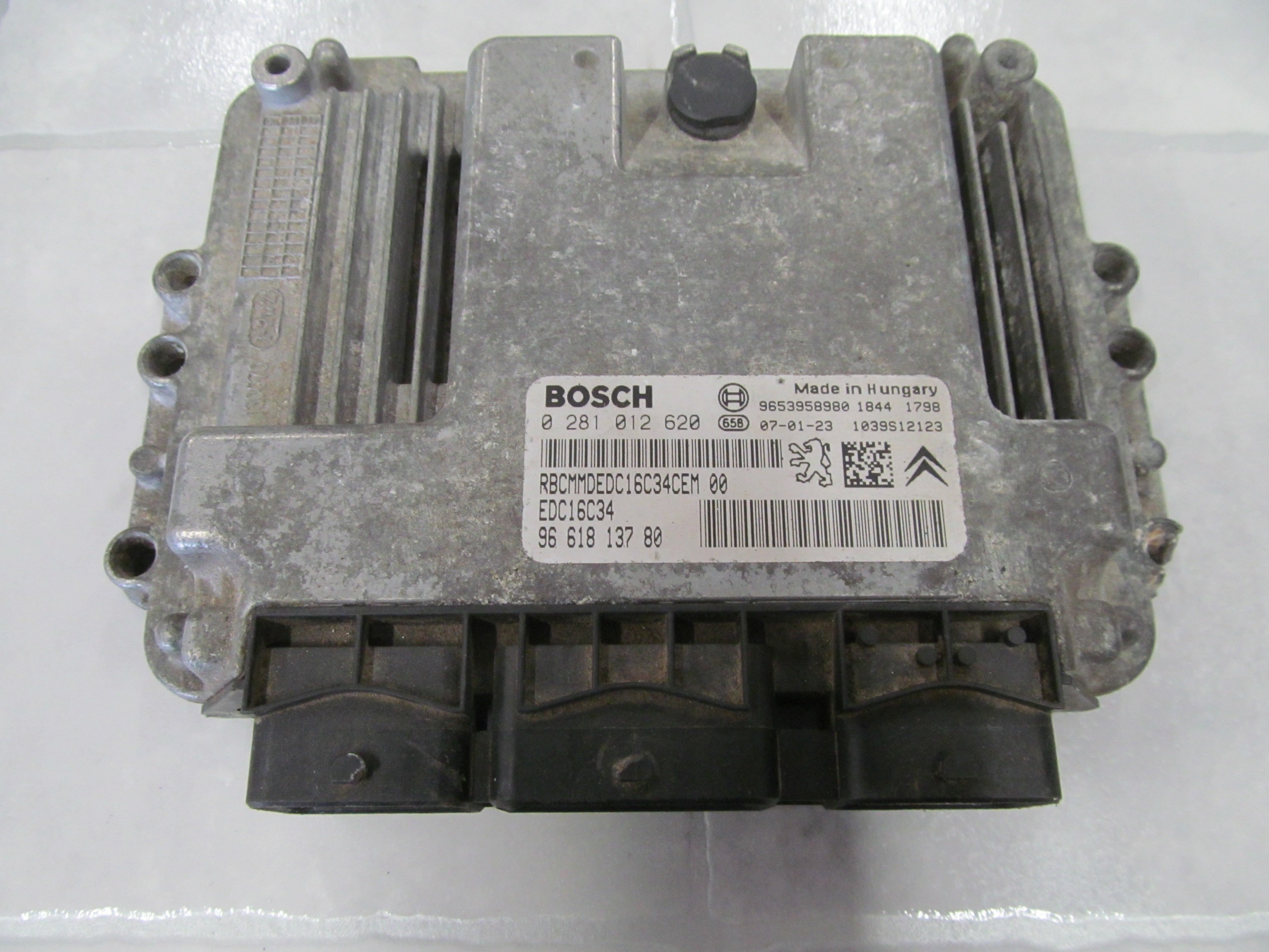 PEUGEOT CITROEN 1.6 HDI KOMPUTER STEROWNIK 0281012620 9661813780