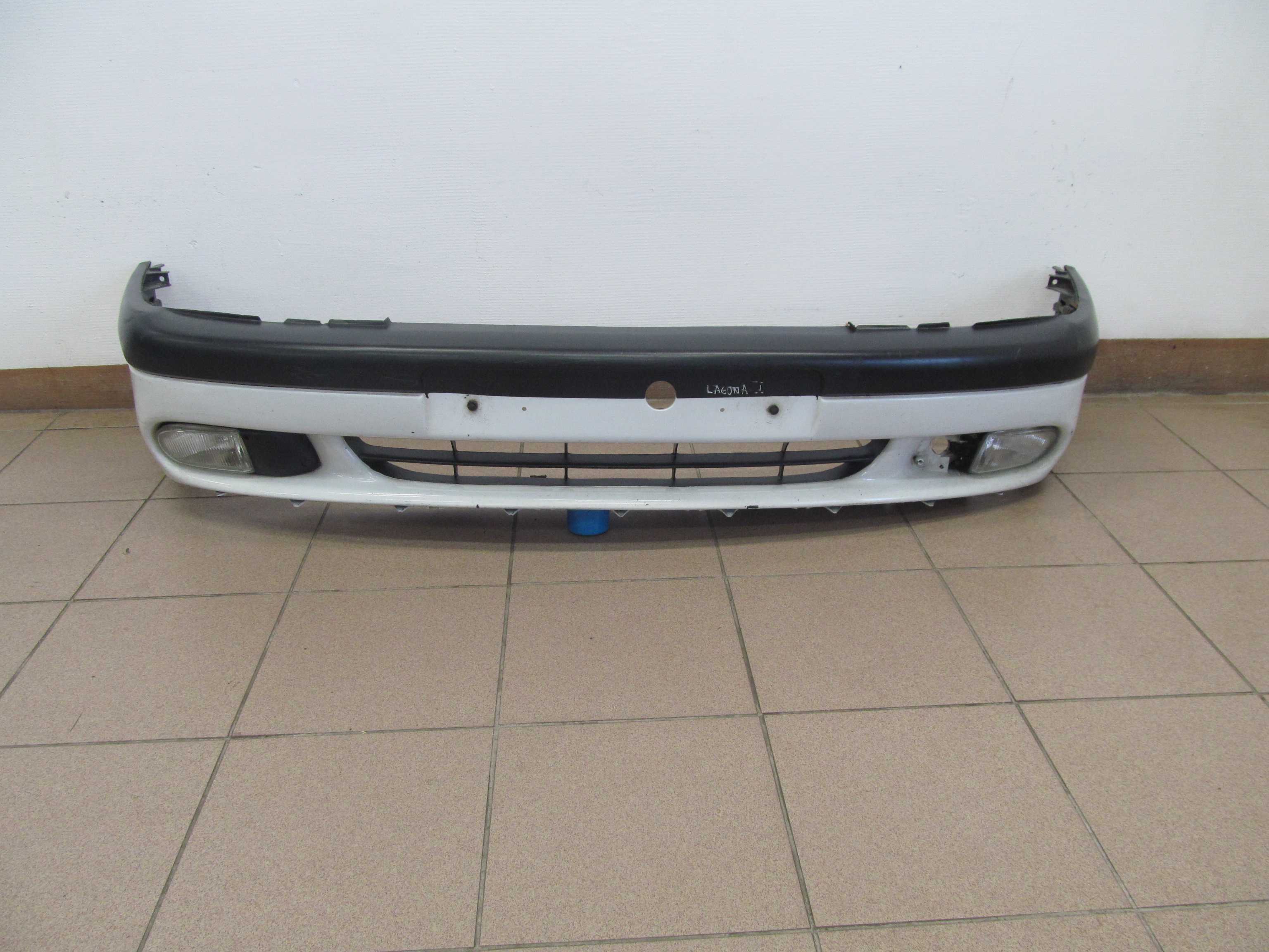 RENAULT LAGUNA I  ZDERZAK PRZOD 94-98