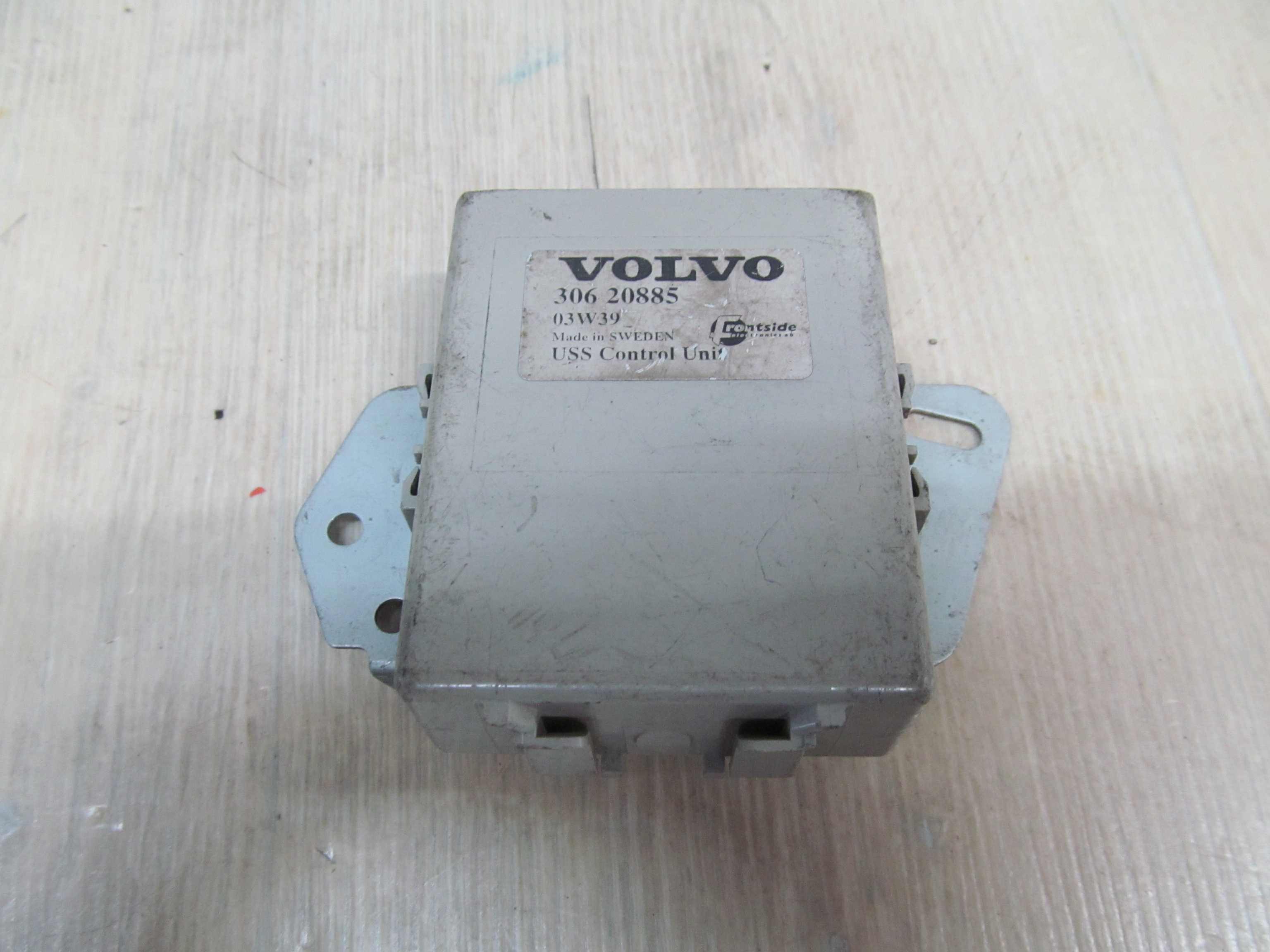 VOLVO V40 V50 S80 V70 95-04 MODUL ZAMKA CENTRALNEGO 30620885