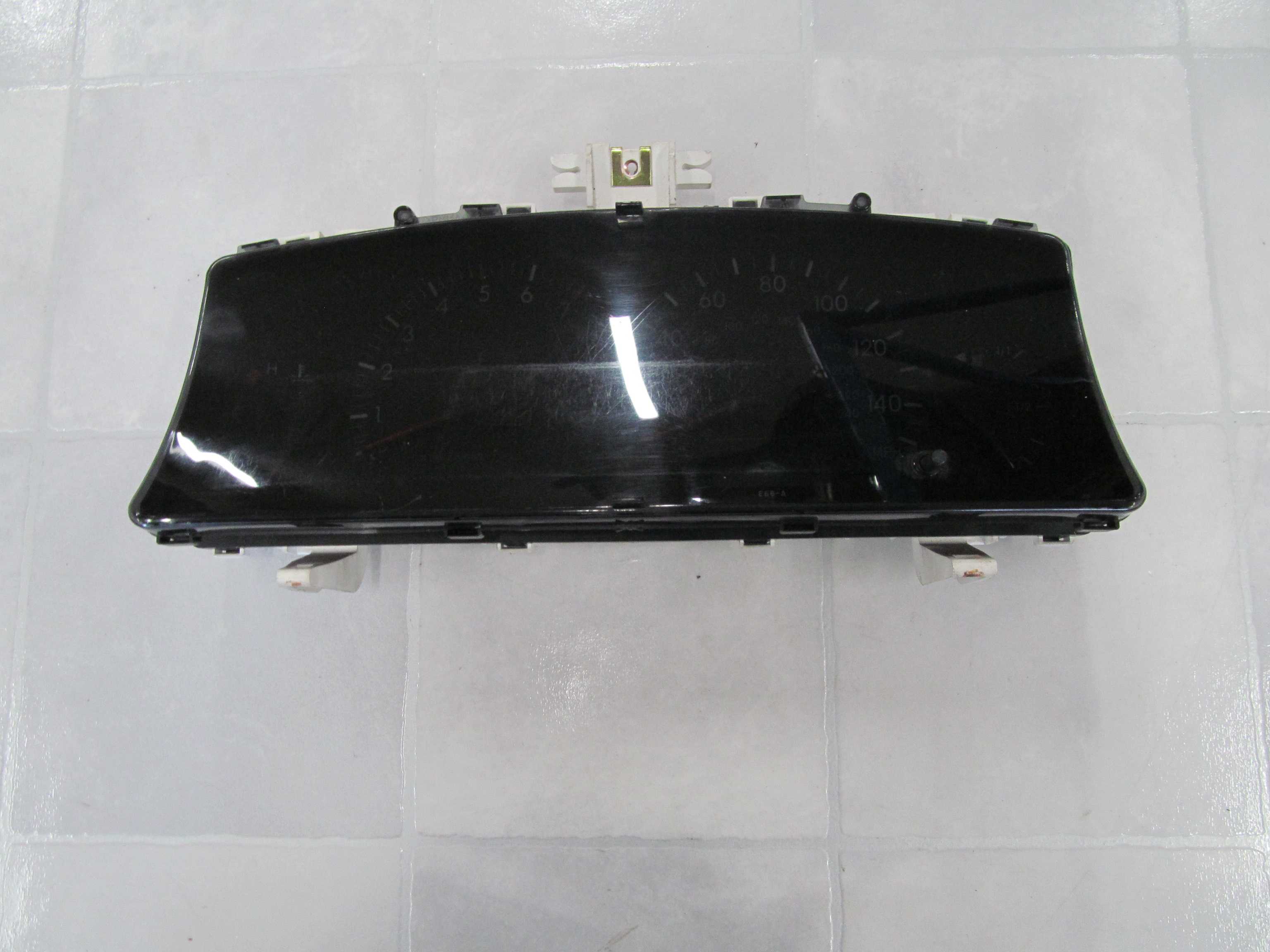TOYOTA COROLLA VERSO E12 LICZNIK ZEGAR 83800-13120