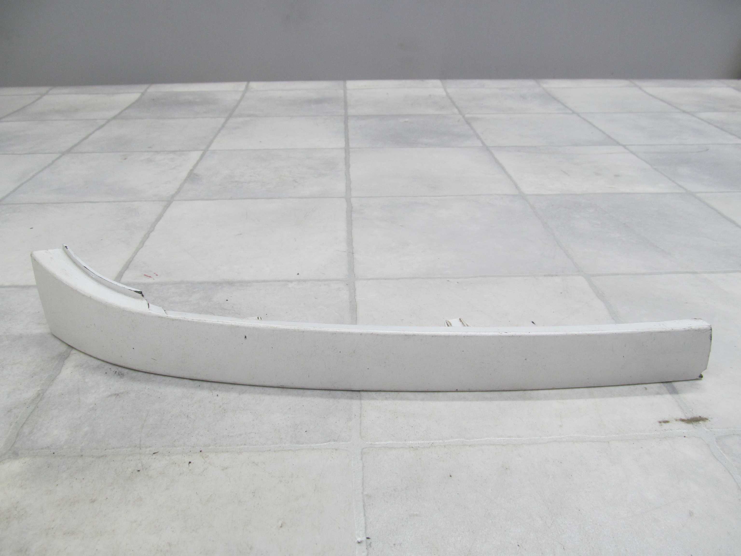 BERLINGO PARTNER 96/02 LISTEWKA POD LAMPE PRAWA 9618254577
