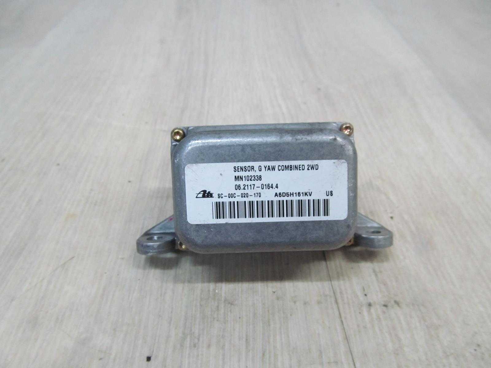 MITSUBISHI GRANDIS 2,0 SENSOR MODUŁ ESP MN102338