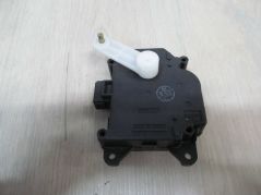 TOYOTA RAV 4 II SILNICZEK NAGRZEWNICY 0637007801