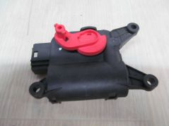 AUDI A4 B6 SILNICZEK NAGRZEWNICY 0132801309