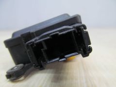 VOLKSWAGEN GOLF V SILNICZEK NAGRZEWNICY 0132801214