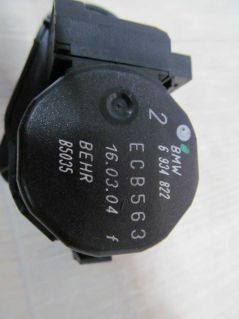 BMW 3 E46 SILNICZEK NAGRZEWNICY 6934824