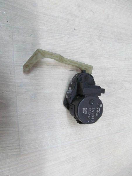 BMW 3 E46 SILNICZEK NAGRZEWNICY 6934825