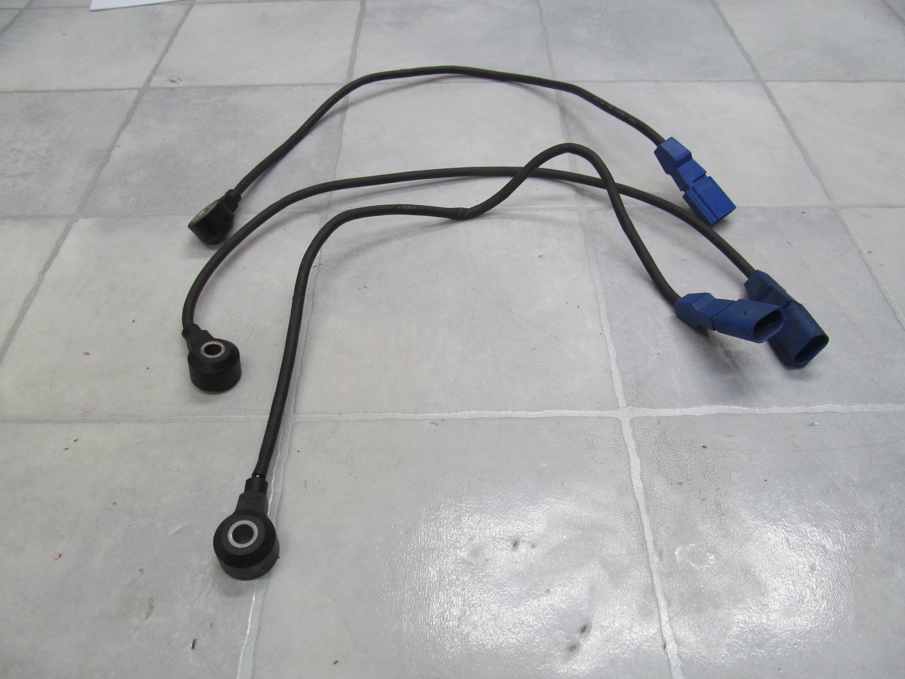 VW AUDI SEAT 1.8 2.0 CZUJNIK STUKOWY 06C905377