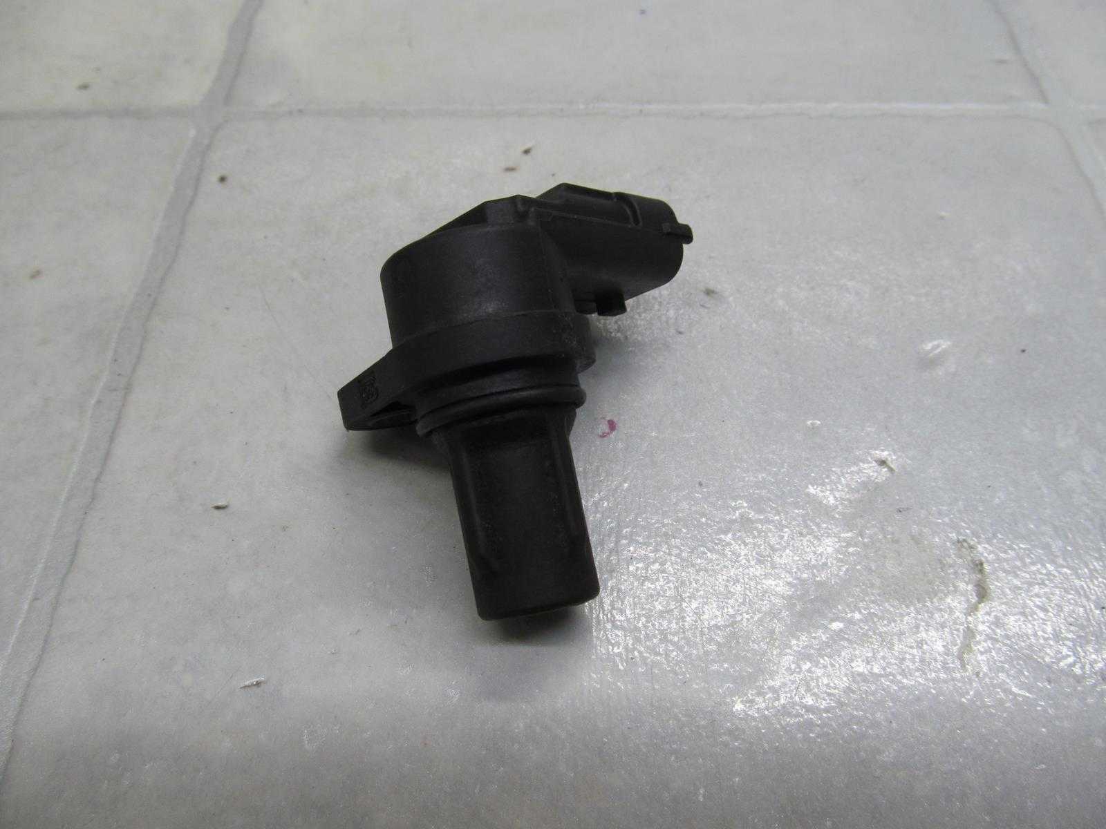 FIAT GRANDE PUNTO 1.2 8V CZUJNIK POLOZENIA WALKA 0232103048