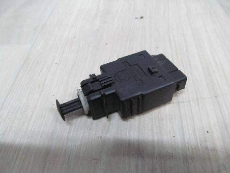 BMW E30 CZUJNIK WLACZNIK SWIATEL STOP 6131-1382385