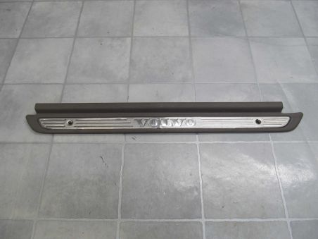 VOLVO V40 S40 LISTWA NAKLADKA  PROGOWA LP 30818425